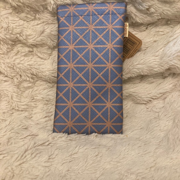 Sloth Eyeglass Case - Picture 2 of 5